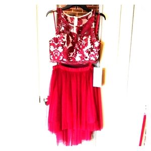 NWT My Michele 2 Piece Lace Top & Skirt